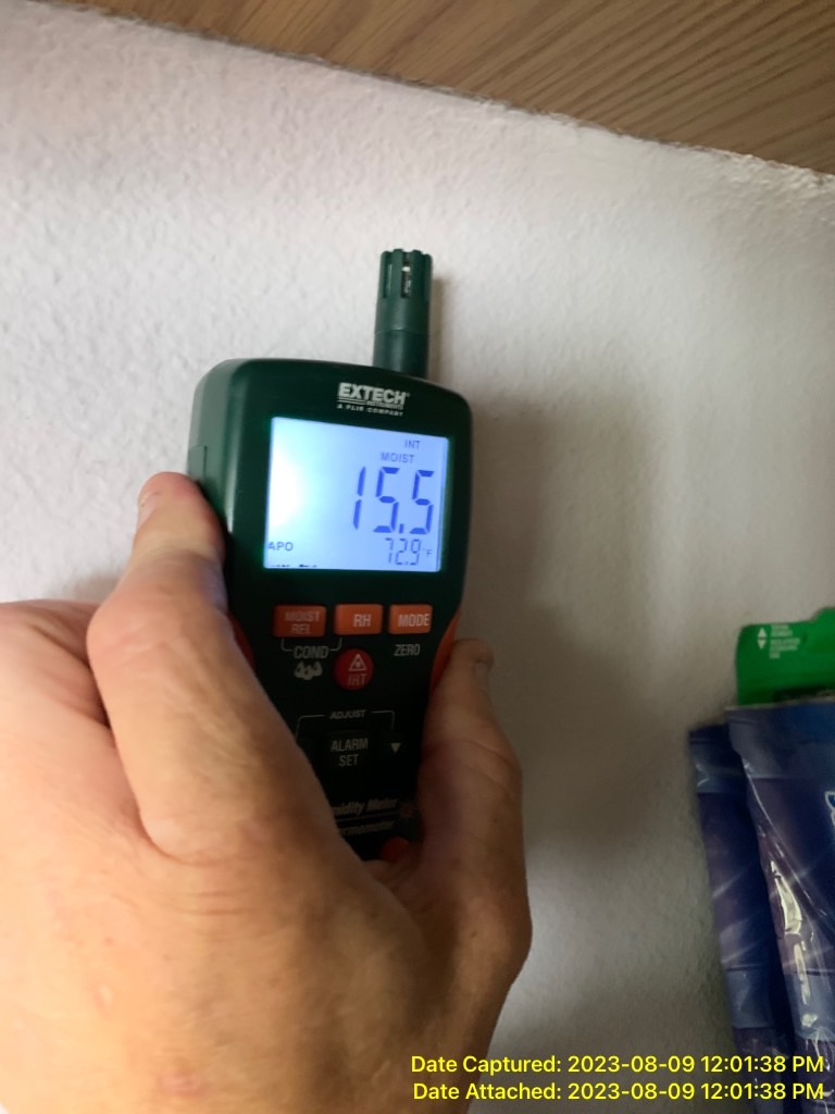 Another image of thermohygrometer readings as part of a water damage restoration Vancouver Wa case study.  One of the water damage companies in Vancouver WA.